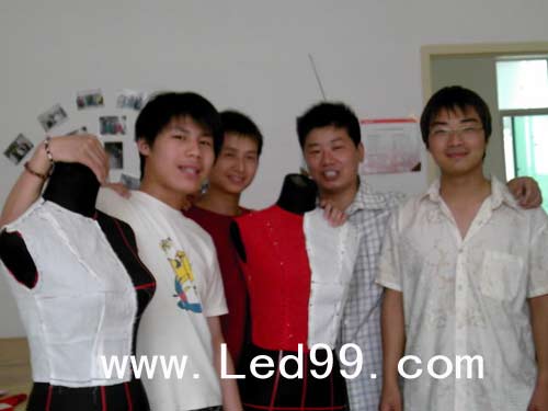 2005年吴建军上海依拓服装有限公司工作照(图14)